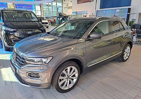 VW T-Roc Volkswagen 1.5 TSI Sport LED ACC Pano STHzg Navi