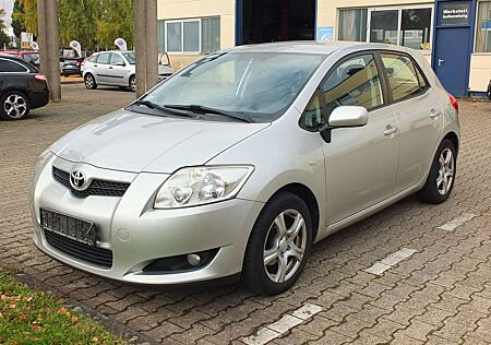 Toyota Auris Sol