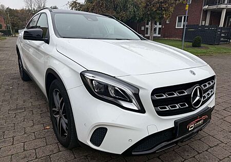 Mercedes-Benz GLA 180 *PANO*NIGHT-PAKET*AUT*LED*NAV*SH