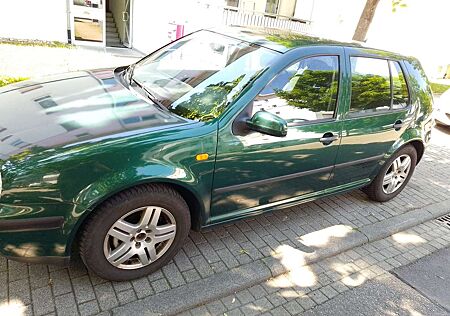 VW Golf Volkswagen 1.4 Aktion Trendline