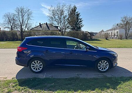 Ford Focus Traveller Ambiente 1,0 EcoBoostAmbiente