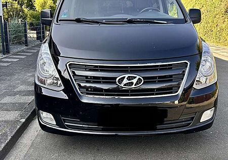 Hyundai H-1 H-1 Diesel 2.5 CRDi Travel Premium
