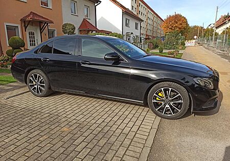 Mercedes-Benz E 200 9G-TRONIC Avantgarde