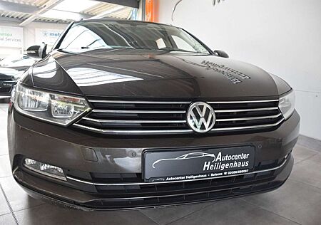 VW Passat Variant Volkswagen Comfortline Navi Sitzhz ACC PDC