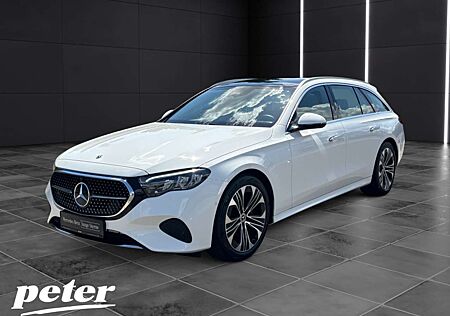 Mercedes-Benz E 220 d T Avantgarde*Panorama-SD*Distronic*AHK
