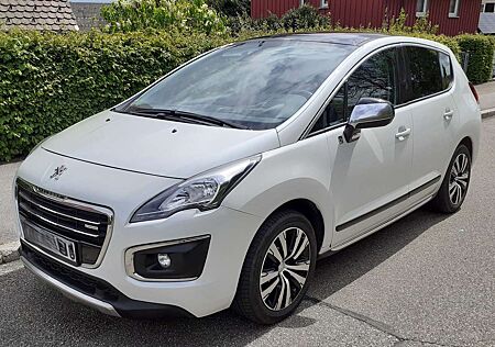 Peugeot 3008 HYbrid4 *AHK*PANO*SR/WR*HEAD-UP*TOPZUSTAND