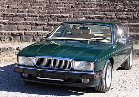 Jaguar Daimler Double Six Sonderumbauten 3 Jahre Garnatie