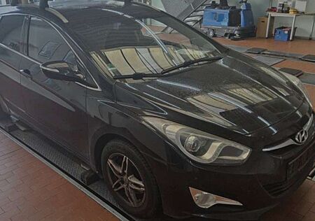Hyundai i40 cw FIFA World Cup Edition/1Hand/Tüv-Neu