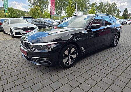 BMW 520 d Touring//LIVE COCKPIT PLUS//CAM//LED//SHZ//