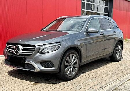 Mercedes-Benz GLC 250 4Matic, 1.HD, Leder, Distronic, AHK