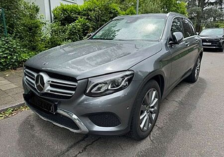 Mercedes-Benz GLC 250 4Matic, 1.HD, Leder, Distronic, AHK