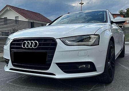 Audi A4 2.0 TDI DPF multitronic Ambiente