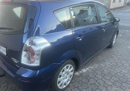 Toyota Corolla Verso 2.2 D-4D Executive