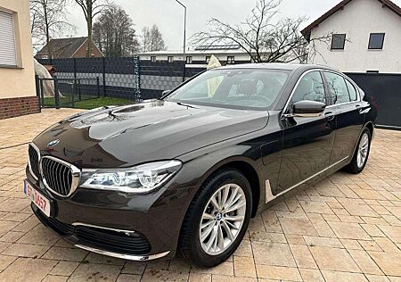 BMW 740 e IPerformance+Leder+Navi+SSD+HuD+Gestik+Sof