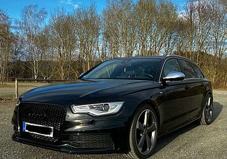 Audi A6 Avant 3.0 TDI DPF quattro tiptronic sport selectio