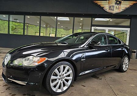 Jaguar XF 3.0 V6 Diesel Premium Luxury Park/Leder/SSD