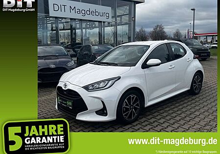 Toyota Yaris 1.5 D Team Deutschland FLA SpurH LM LED