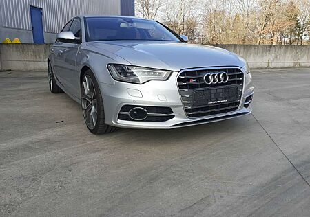 Audi S6 4.0 TFSI bi turbo V8 automaat