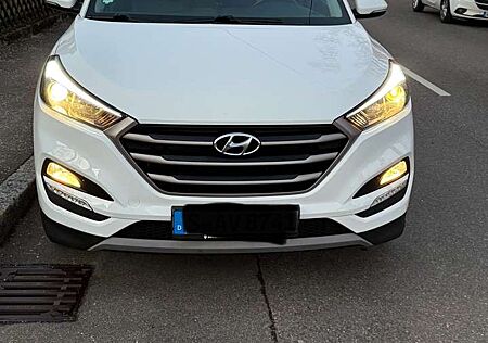 Hyundai Tucson blue 1.6 GDi 2WD Classic