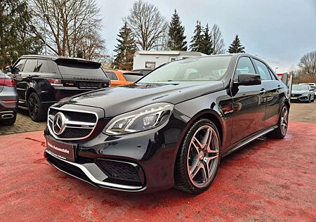 Mercedes-Benz E 63 AMG Lim. 4Matic Leder/Panorama/Kam/LED