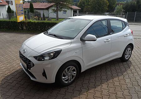 Hyundai i10 ~1.Hd.~Klima~Tempomat~SHZ~PDC~el.FH+ZV~DAB+~MFL...