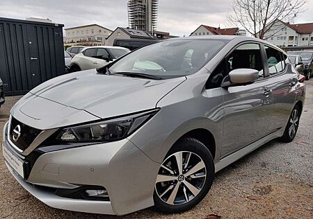 Nissan Leaf 40 kW/h ACENTA Winter AVM
