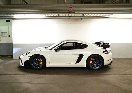 Porsche 718 Cayman 718 GT4 RS