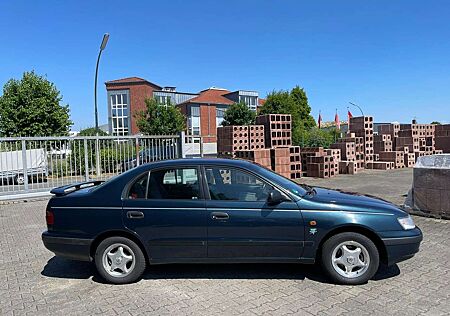 Toyota Carina 1.6 GLi