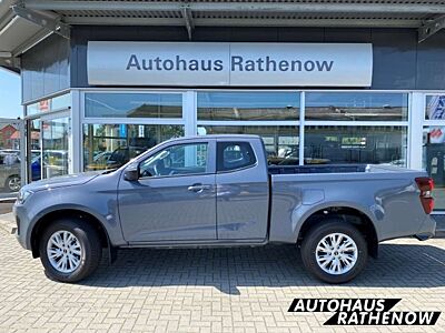 Isuzu D-Max Space Cab 4WD LS 1.9 SHZ Spurhalteass. Verkehrszei