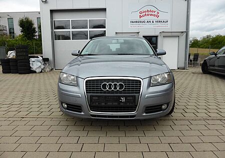 Audi A3 1.6 Attraction/Klima/8fach bereift/Tüv neu!