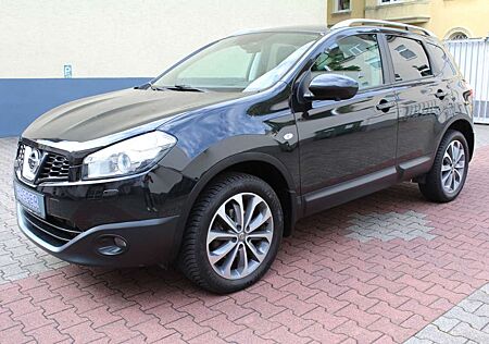 Nissan Qashqai Tekna 4X4 (1Hand / Navi / Bose / Kamera)