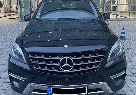Mercedes-Benz ML 350 BlueTEC 4MATIC 7G-TRONIC