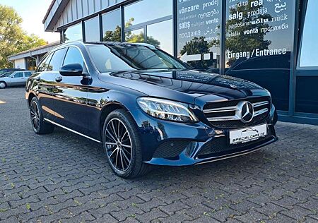 Mercedes-Benz C 300 T de AVANTGARDE - HUD - COMAND -