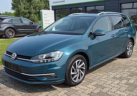 VW Golf Variant Volkswagen 1.6 TDI DSG Sound