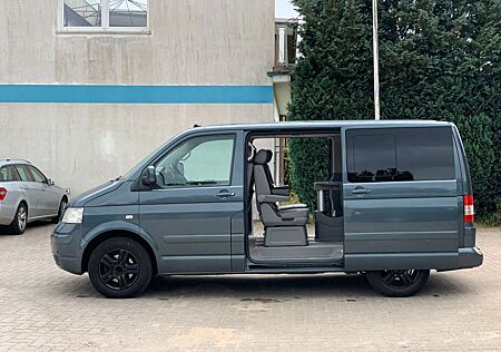 VW T5 Multivan Volkswagen 2.5TDI Highline+Standh.