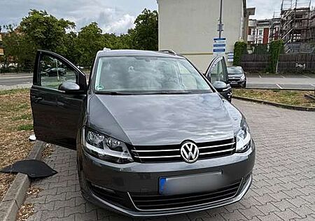 VW Sharan Volkswagen 2.0 TDI DSG BlueMotion Technology Comfortline