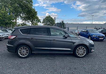 Ford S-Max VIGNALE/AUTOMATIK/NAVI/KAMERA/7 SITZER
