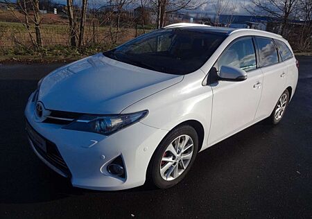 Toyota Auris Touring Sports Comfort 2 Liter