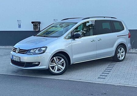 VW Sharan Volkswagen 2.0 TDI AUT. DSG / 1. Hand / 7 Sitzer / voll Checkheft / Unfallfrei
