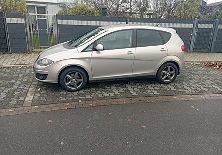 Seat Altea 1.6 TDI DPF DSG 4You