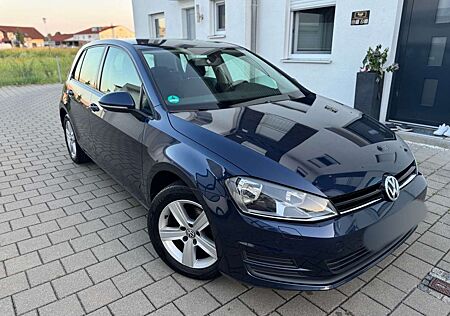 VW Golf Volkswagen 7 Lim. Comfortline*AUTOMATIK*NAVI*PDC*STZHG
