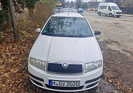 Skoda Fabia 1.4 16V Combi Ambiente