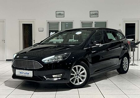 Ford Focus Turnier 2.0 TDCI *Titanium*AHK*Kamera*Navi