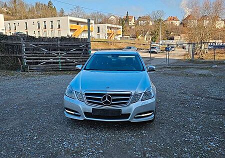 Mercedes-Benz E 200 E -Klasse Lim. CGI BlueEfficiency