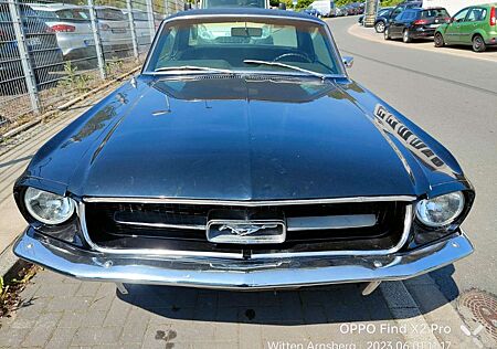 Ford Mustang *Oldtimer*