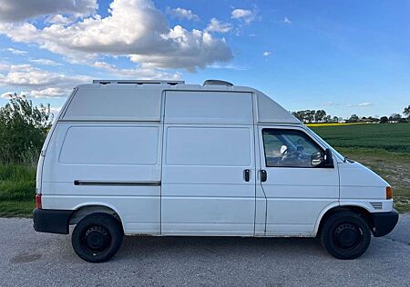 VW T4 gebraucht kaufen VW T4 Volkswagen 2,5L TDI Lang und Hoch