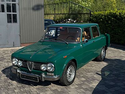 Alfa Romeo Giulia 1300 Super