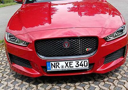 Jaguar XE S