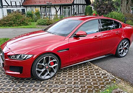 Jaguar XE S