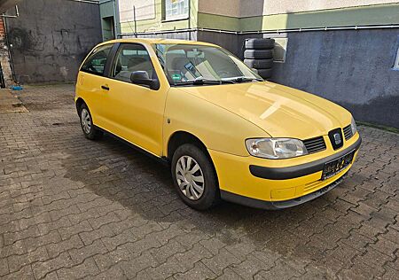 Seat Ibiza Servolenkung/Zentral/Allwetter/TÜV 11/2027
